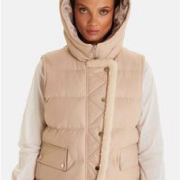 Leather 100% Beige Sleeveless Chic Women’s Furniq Hooded Vest NWT Medium Pocket - Picture 2 of 8
